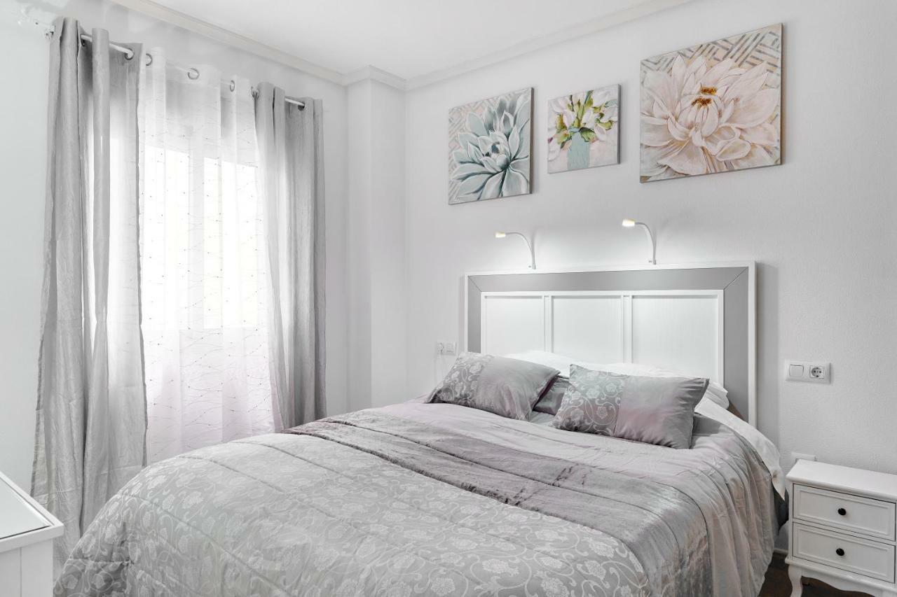 Almudena Playa Del Cura En Torrevieja Apartment Екстериор снимка